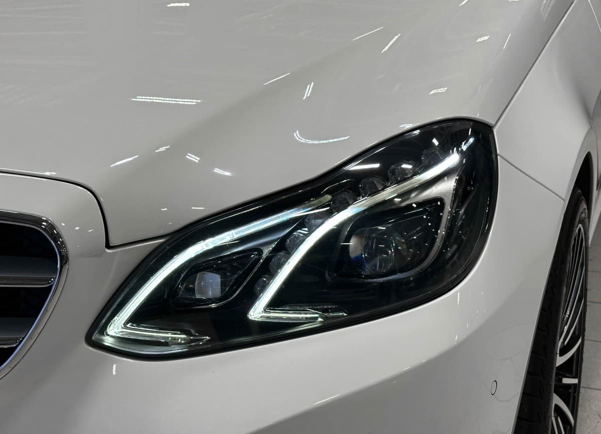Mercedes-Benz E250 - 4